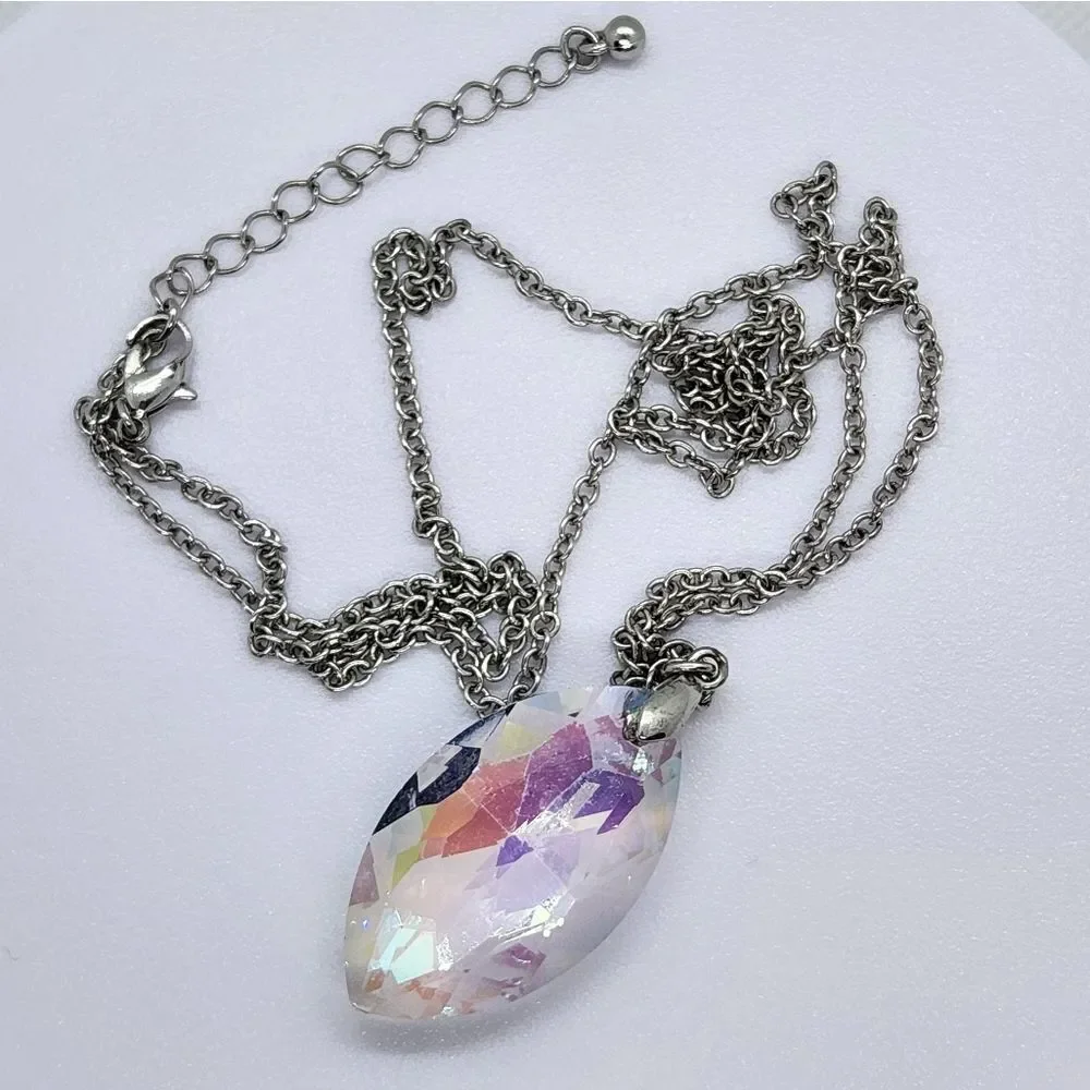🔸️Silver Plated Chain w/Clear Stone Pendant Necklace